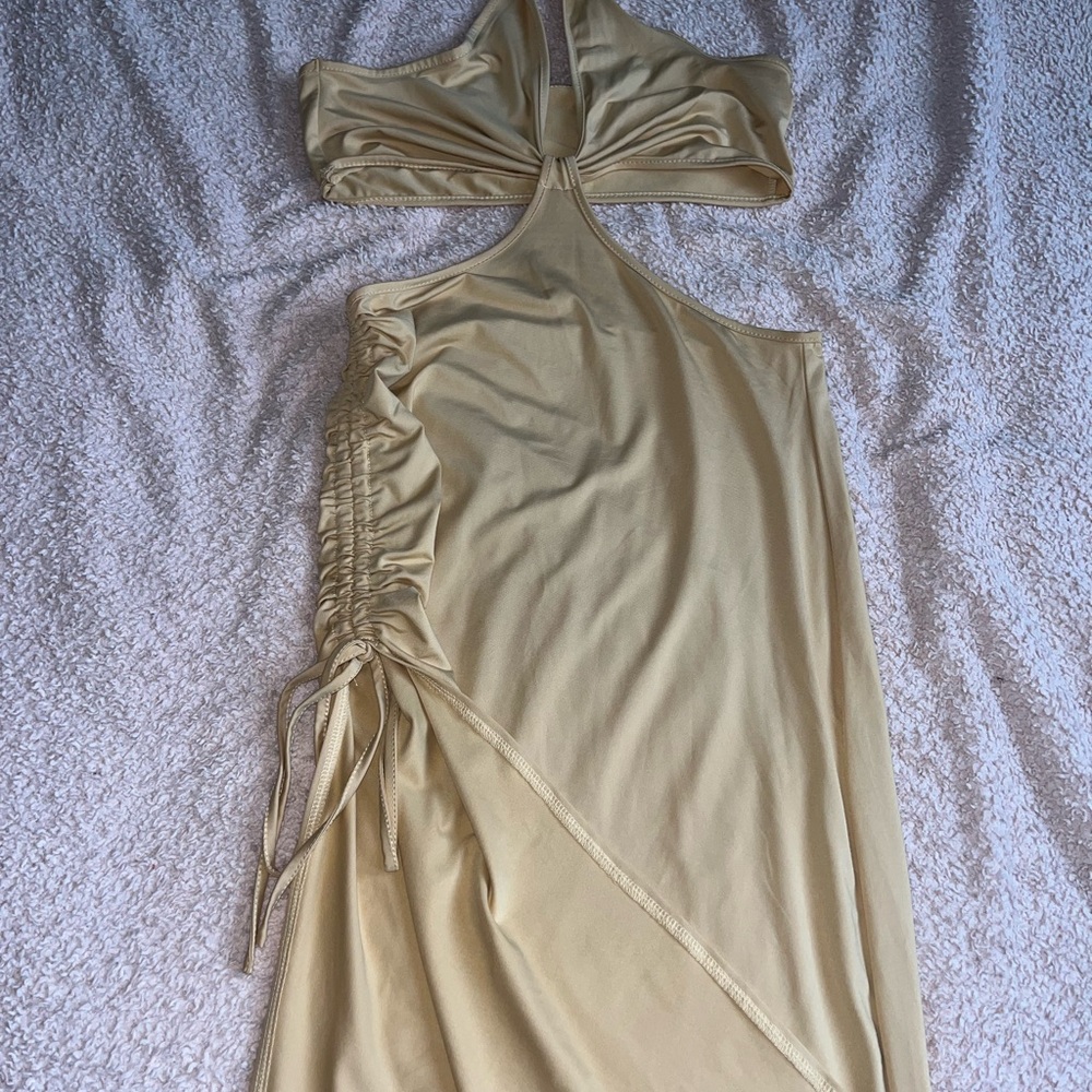 Elegant Cream Halter Dress